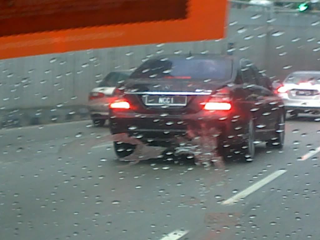 22102010247.jpg