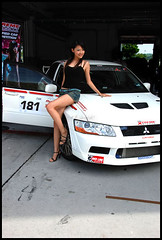245585310_fb7fdd15ec_m.jpg