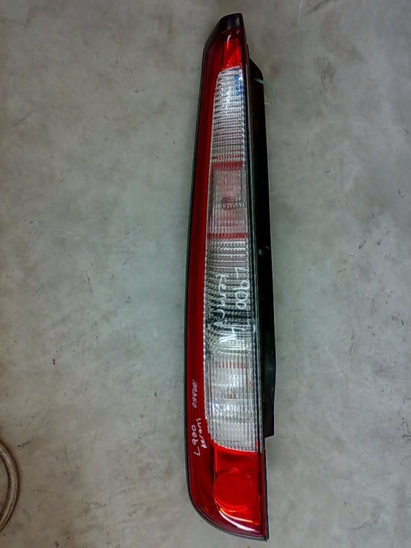 300520091995.jpg