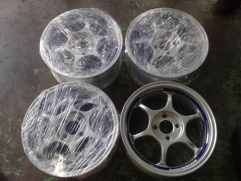AdvanRG15x654H100silver.jpg