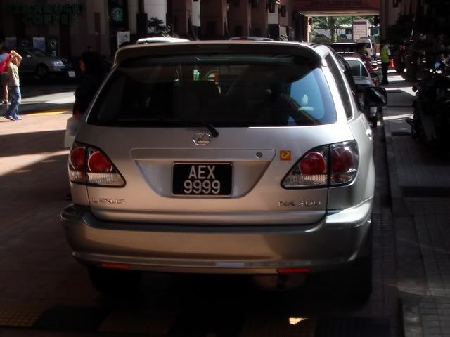 AEX9999-LexusRX300.jpg