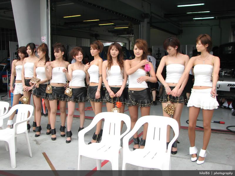 Babes506.jpg