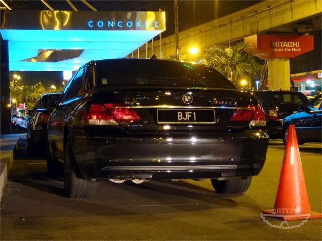 BJF1-BMW750Li.jpg
