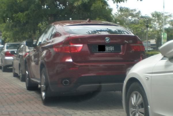 BMWX6LD1919b.jpg