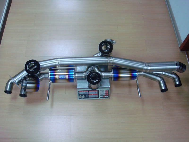 GTR-R35-8060028.jpg