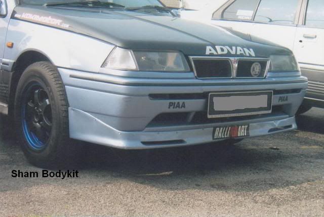 LipSuperTouring-1.jpg