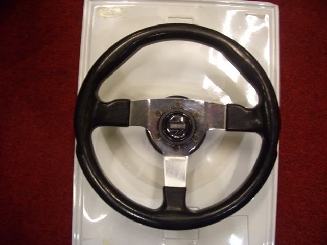 MOMOSteering_150.jpg