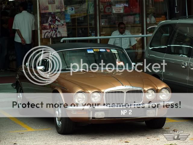 NP2-DaimlerDoubleSixVandenPlas.jpg