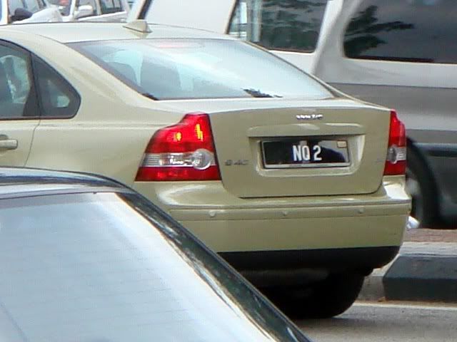 NQ2-VolvoS40-closeup.jpg