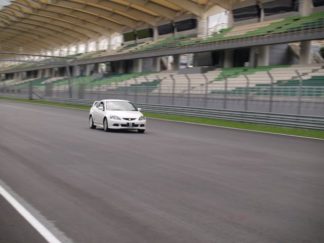 P1114698-1.jpg