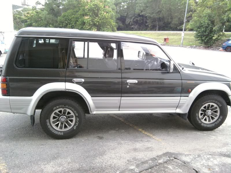 pajero1.jpg