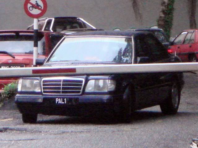 PAL1-MercedesE-Class.jpg