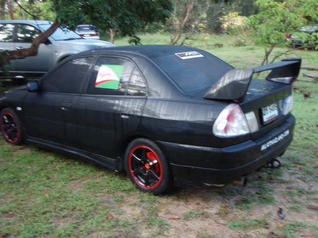 PB081602.jpg