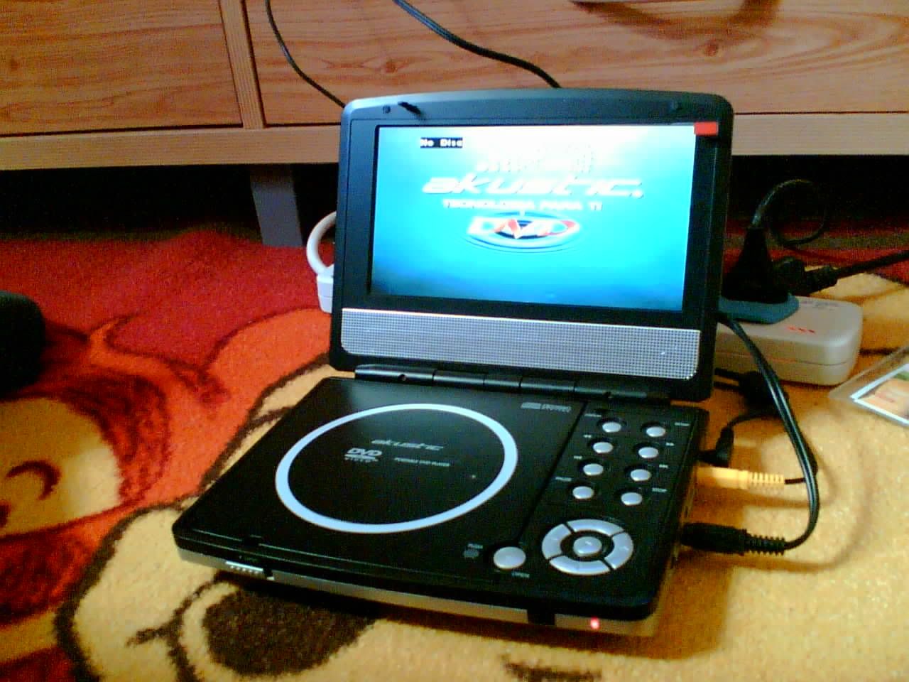 PortableDVD1.jpg