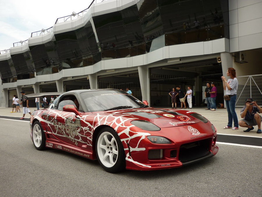 rx70004_resize.jpg