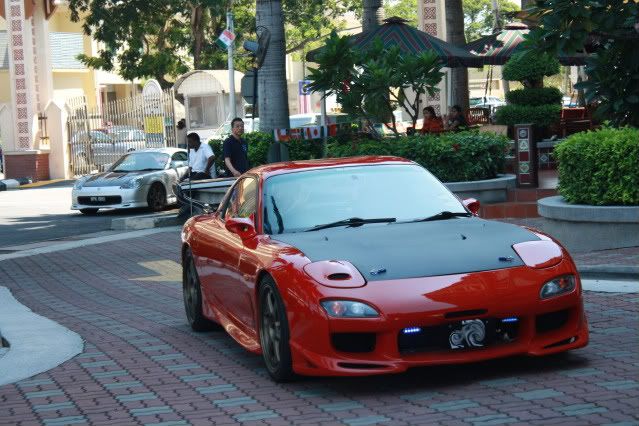 RX7028-1.jpg