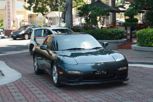 RX7043-1.jpg
