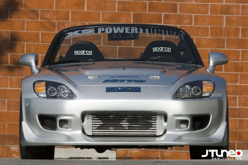 s2000136.jpg