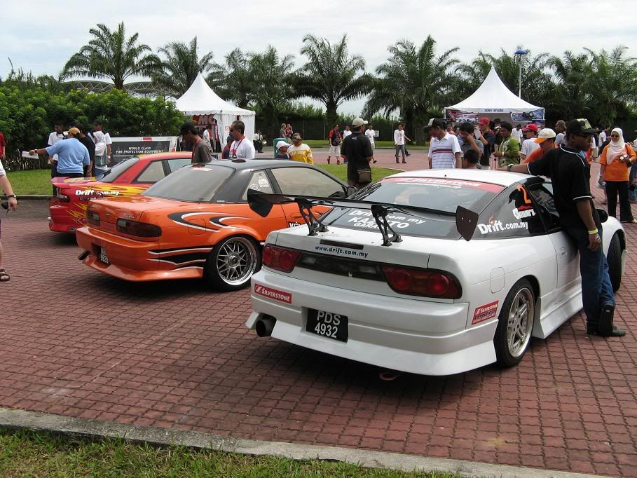 sepangGT011.jpg