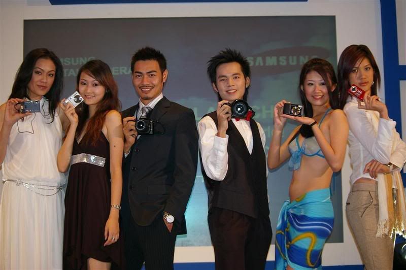 SG1L8144Large.jpg
