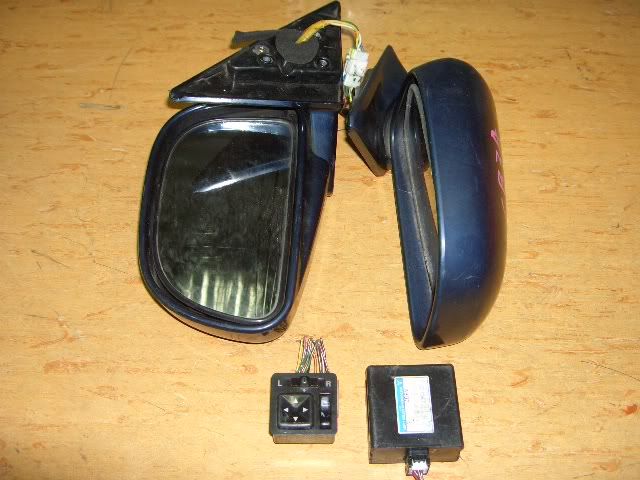 SIDEMIRROR.jpg