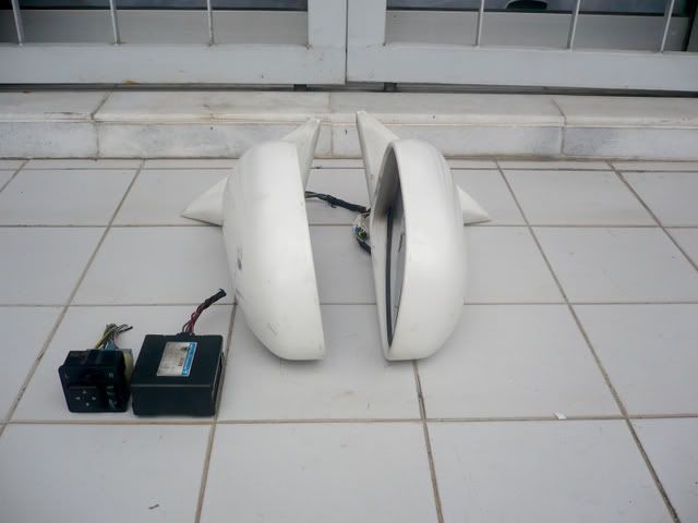 Sidemirrorwhite2.jpg