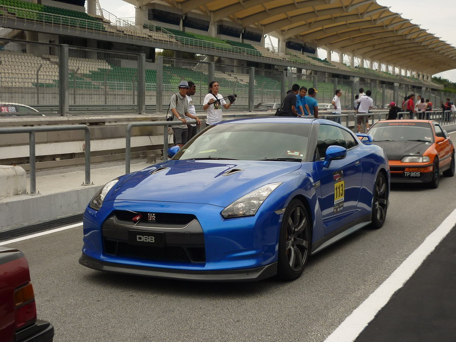 skyline021_resize.jpg