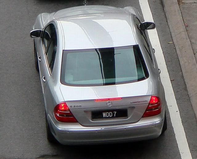 WDD7-MercedesE200.jpg
