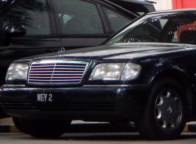 WEY2-oldMercedesS-Class.jpg